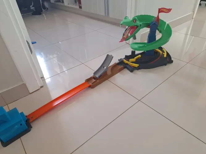 Hot Wheels City Pista Cobra