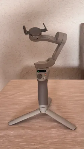 Gimbal/Estabilizador DJI Osmo 4