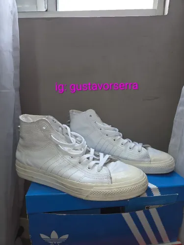 Tenis adidas nizza triple white