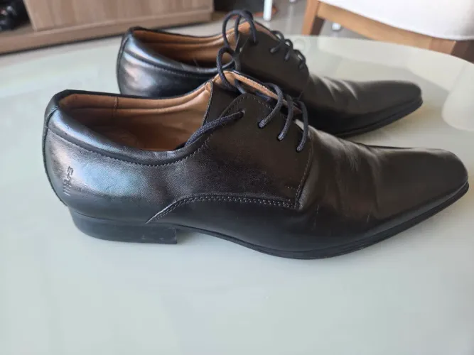Sapato Social Preto Sergio's. Em couro Seminovo número 40.
