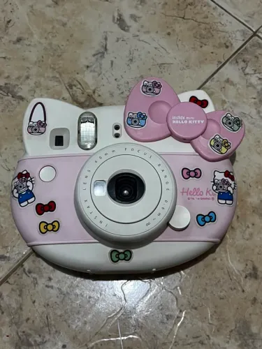 Câmera rara Hello kitty polaroide 