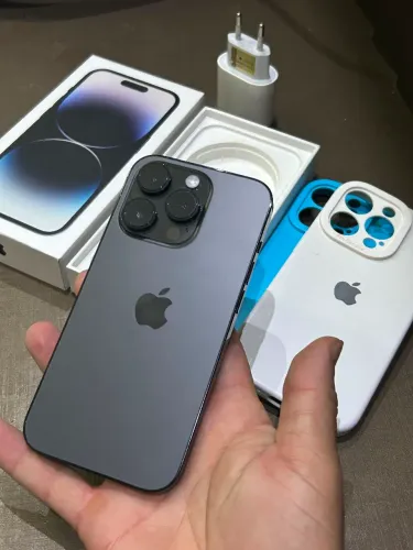 IPhone 14 Pro - 512GB - Todo original ( Avalio trocas e aceito cartão)