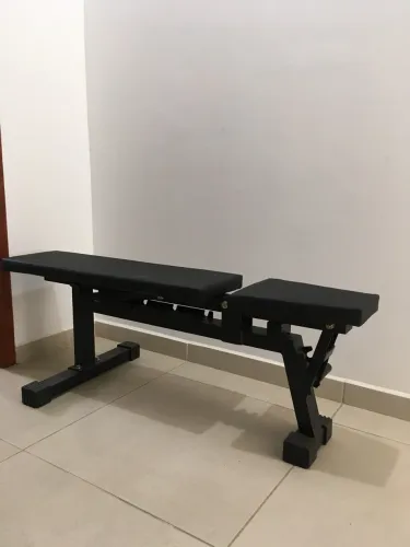 Banco reclinável de treino