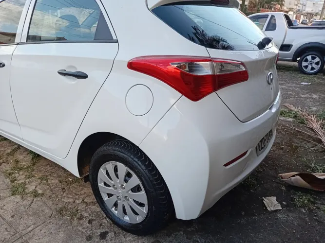 Hyundai HB20 Comf./c.plus/c.style 1.0 Flex 12V 2015