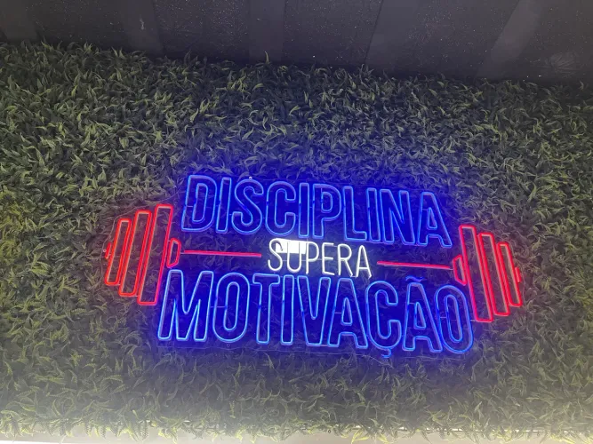Vende se led ideal para academia com menos de um ano de uso em perfeito estado 