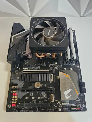 Kit Ryzen 7 5700G - 16GB 3600mhz - B450M Aorus Elite - Aceito Troca e Cartão 12x - Entrego