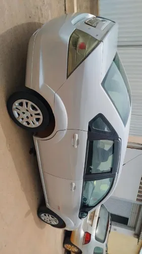 Ford Fiesta Sed. 1.6 8V Flex 4P 2013