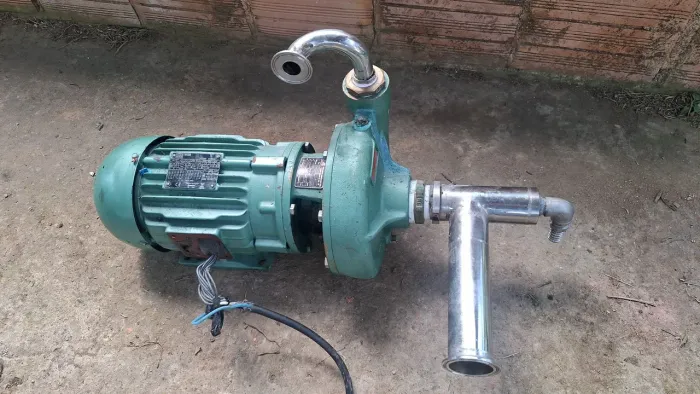 Bomba d'água WEG 4cv e 3cv