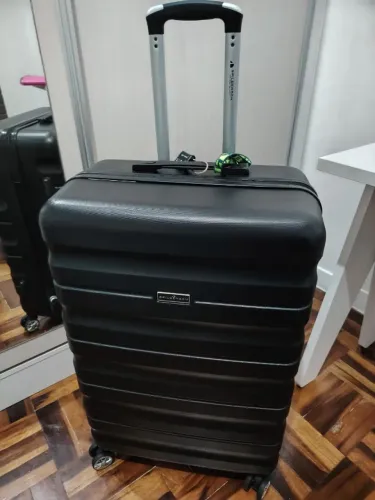 Mala de viagem grande - 23kg - preta