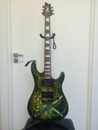 Guitarra Cort KX5-CQ com Upgrades