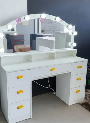 Camarim ariel com banqueta grátis