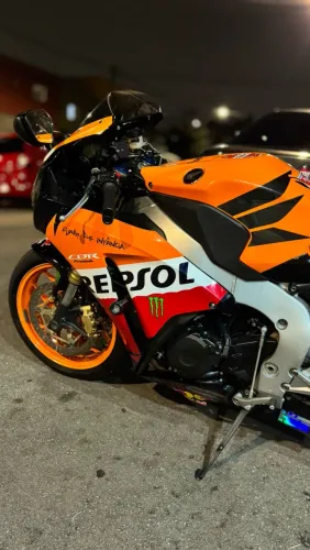 Honda CBR 1000 RR Fire Blade 2013
