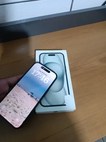 iPhone 15 pra ir logo