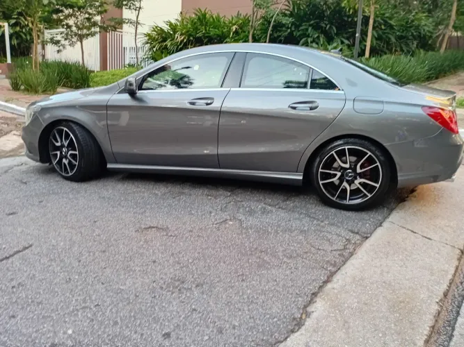 Mercedes-Benz CLA-200 First Edition 1.6 TB 16V Aut. 2014