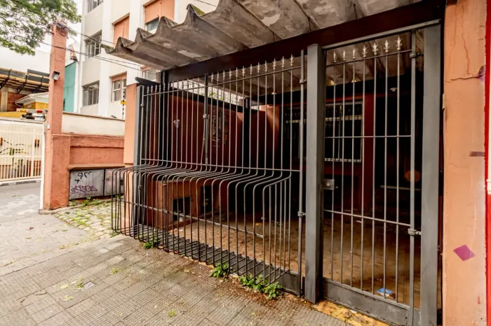 Casa comercial na Rua Doutor Homem de Melo, 878 - Casa - A 153 m²
