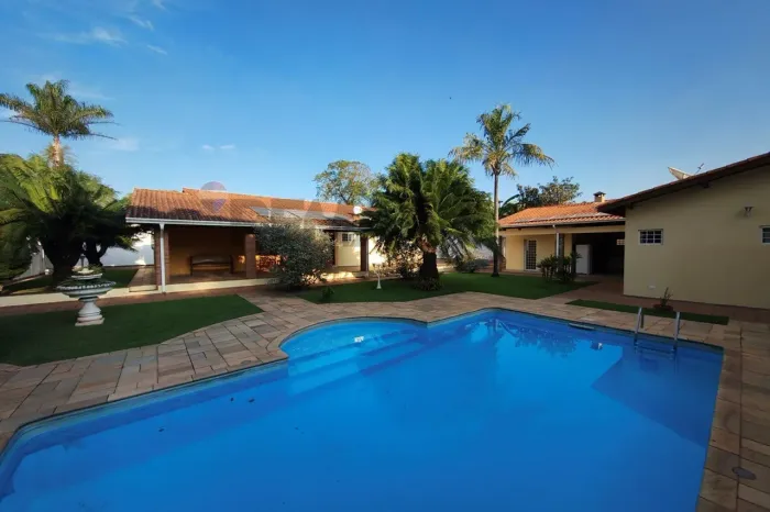 Chacara 1.257,728 m²: 3 Quartos , 1 Suite com Hidro ,1 Banheiro com Hidro, Sauna e Lote 85