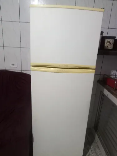 Geladeira Eletrolux