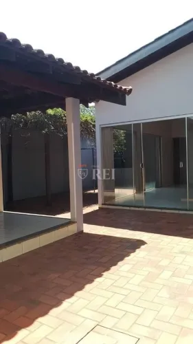 CASA LOCAÇÃO 3 QUARTOS SENDO 1 SUÍTE - MORADA DO SOL