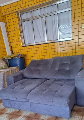 Vende. Se  Um  Sofá ? 