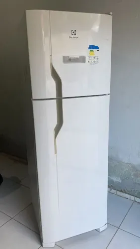 Geladeira Electrolux Frosfree