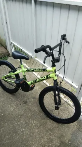 Bicicleta Bem Nova Pouco Uso