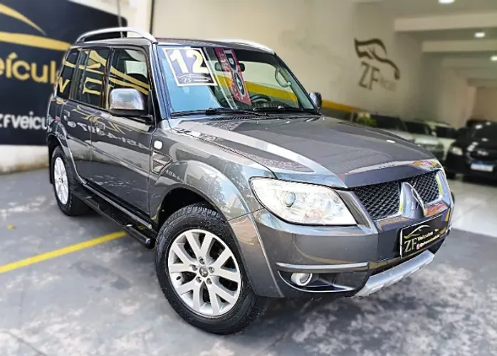 Mitsubishi Pajero TR4 2.0 Flex 16V 4X2 Aut. 2012