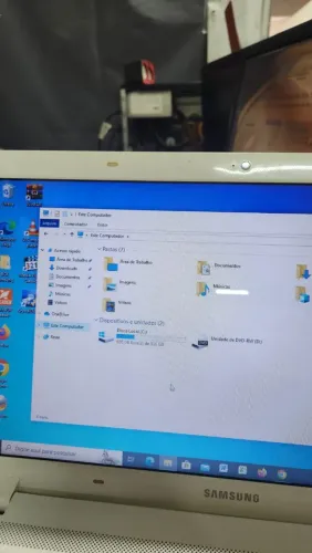 Computador Samsung branco
