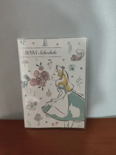 Agenda/ calendário da Alice no país das maravilhas