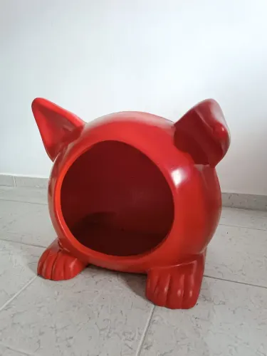 Casinha de Gato Vermelha - Excelente estado