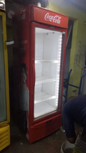 Expositora coca