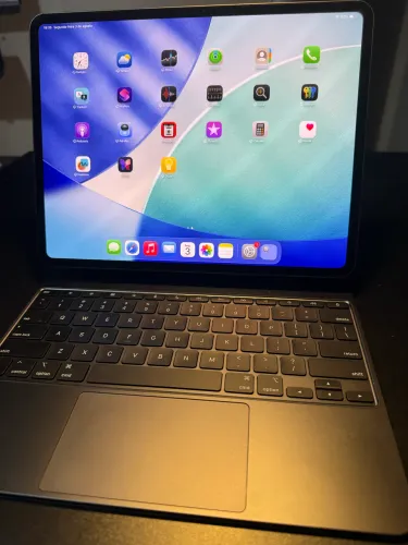 iPad Pro 13? Chip Apple M4 - 256GB + Magic Keyboard Original