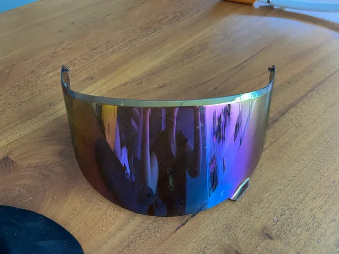 Viseira capacete Helt camaleão 