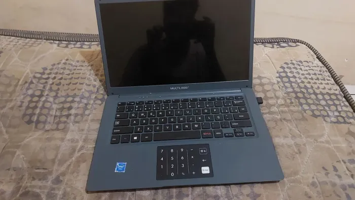 Vendo notebook multilaser