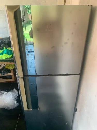 Vendo geladeira Electrolux
