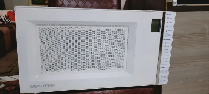 MICROONDAS BRASTEMP 32 LITROS BRANCO FUNCIONANDO PERFEITAMENTE TOP DE LINHA 