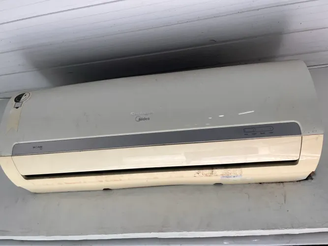 VENDO CENTRAL DE AR SPLIT