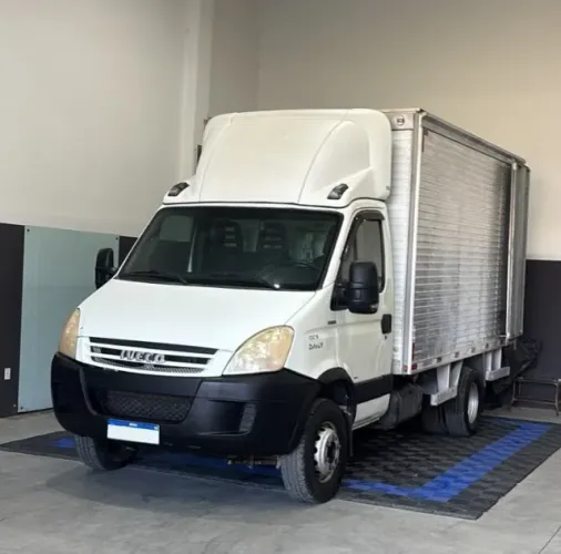 Iveco Daily 55c16 3.0 16V Turbo Diesel Mec. 2010