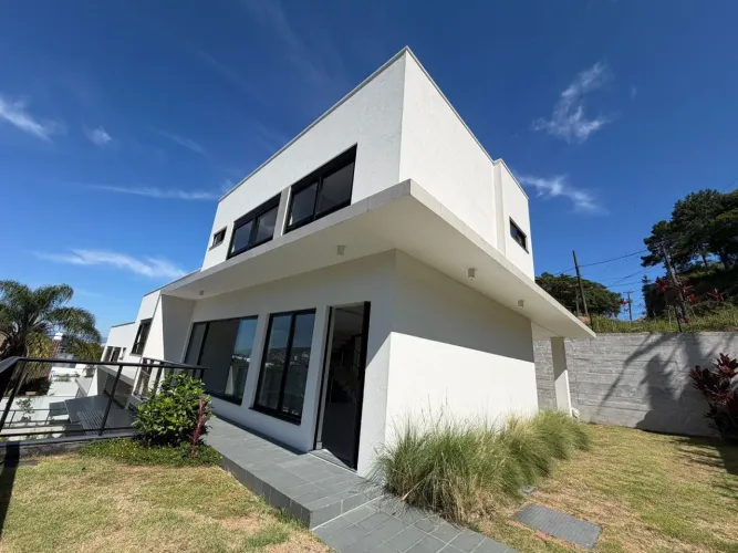 Casa para Venda em Florianópolis, João Paulo, 3 dormitórios, 3 suítes, 4 banheiros, 2 vaga