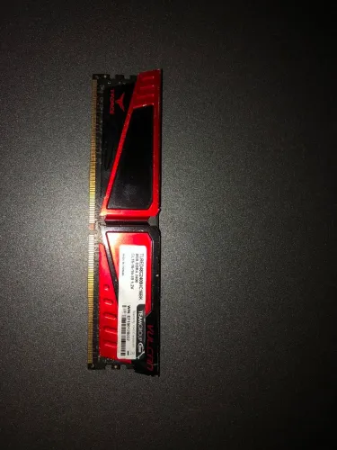MEMÓRIA RAM DDR4 8GB 2400H