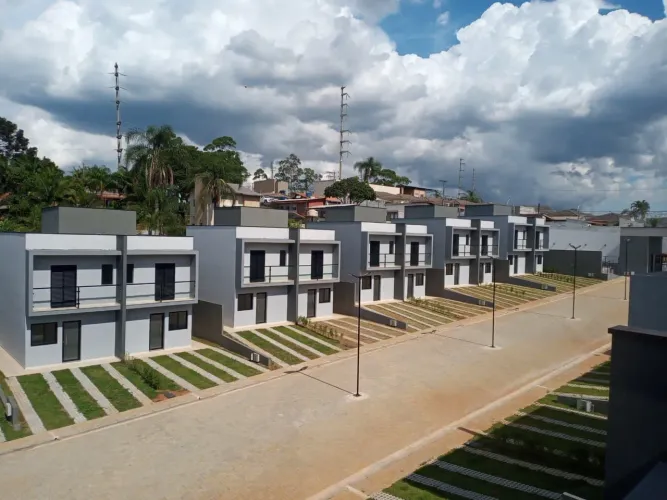 Casa em Condomínio - Vargem Grande Paulista