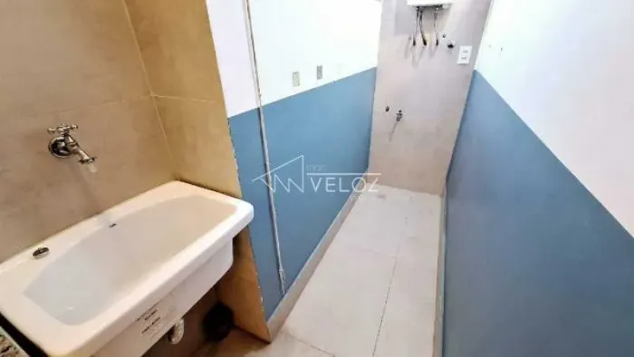 Apartamento - / Residencial / Catete