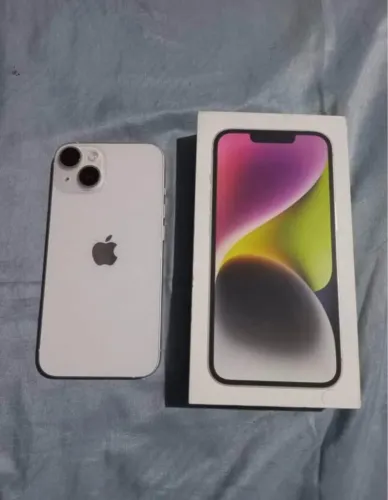 Vende-se iPhone 14 normal 