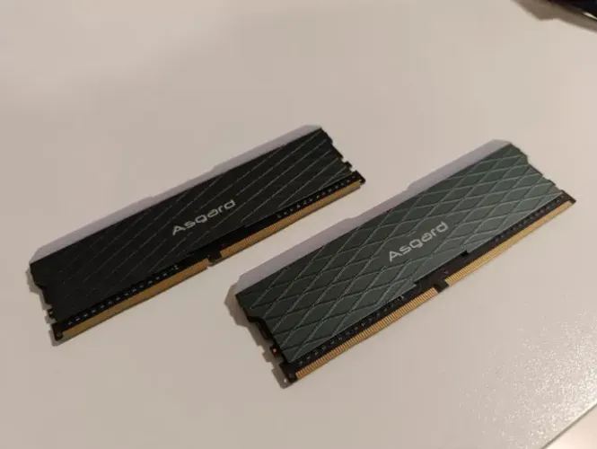 Memórias Asgard 16GB (2x8GB) 3200Mhz RGB