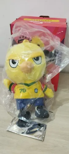 Canarinho Ifood Copa de 1970 com o Card