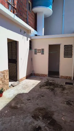 Aluga-se apartamento no beija-flor