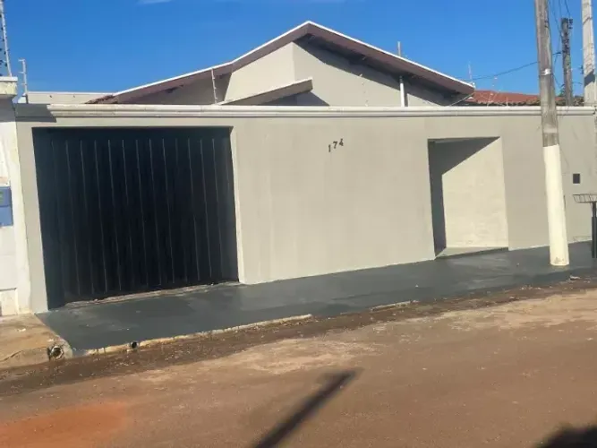 CASA COM 3 QUARTOS EM ARTUR NOGUEIRA NO BAIRRO arrivabene III