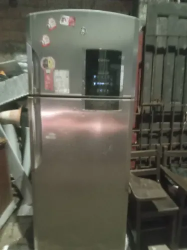 Refrigerador in_ingenius apenas 600.00 seminovo