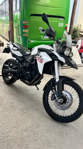 BMW F800 GS baixo KM