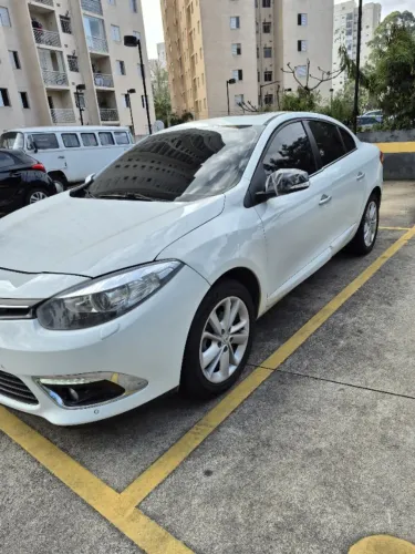 Renault Fluence Sedan Privilège 2.0 16V Flex AUT 2015