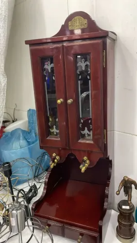 Vendo barzinho de madeira lindo pra bares baladas lindo retirada em santos